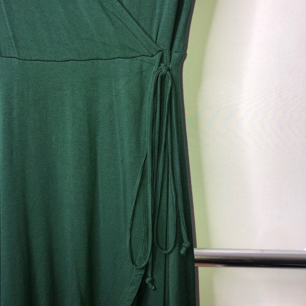 Forever 21 Dark Green Wrap-Style Large Mini Dress - Picture 4 of 11